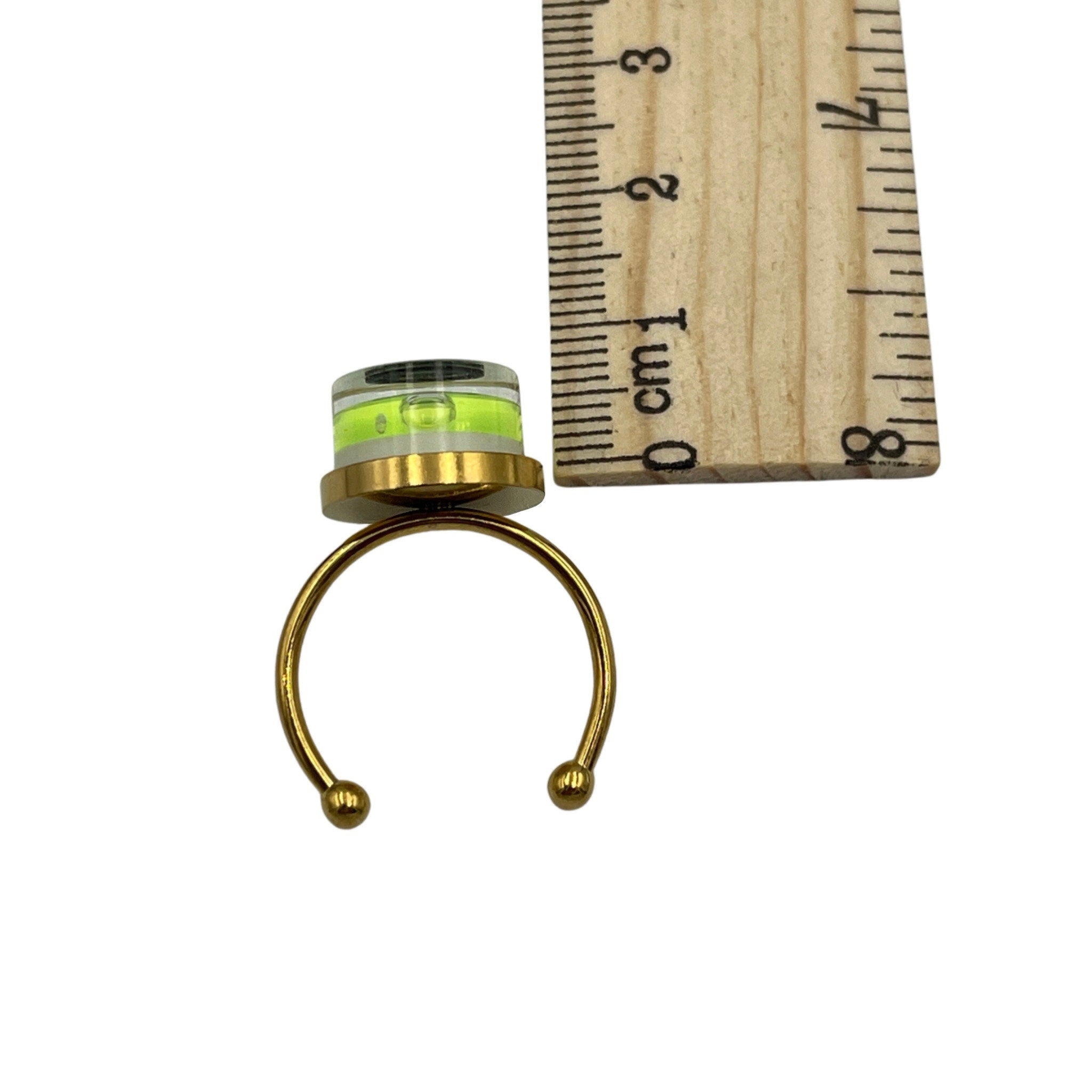 Round Functioning Spirit Level Ring