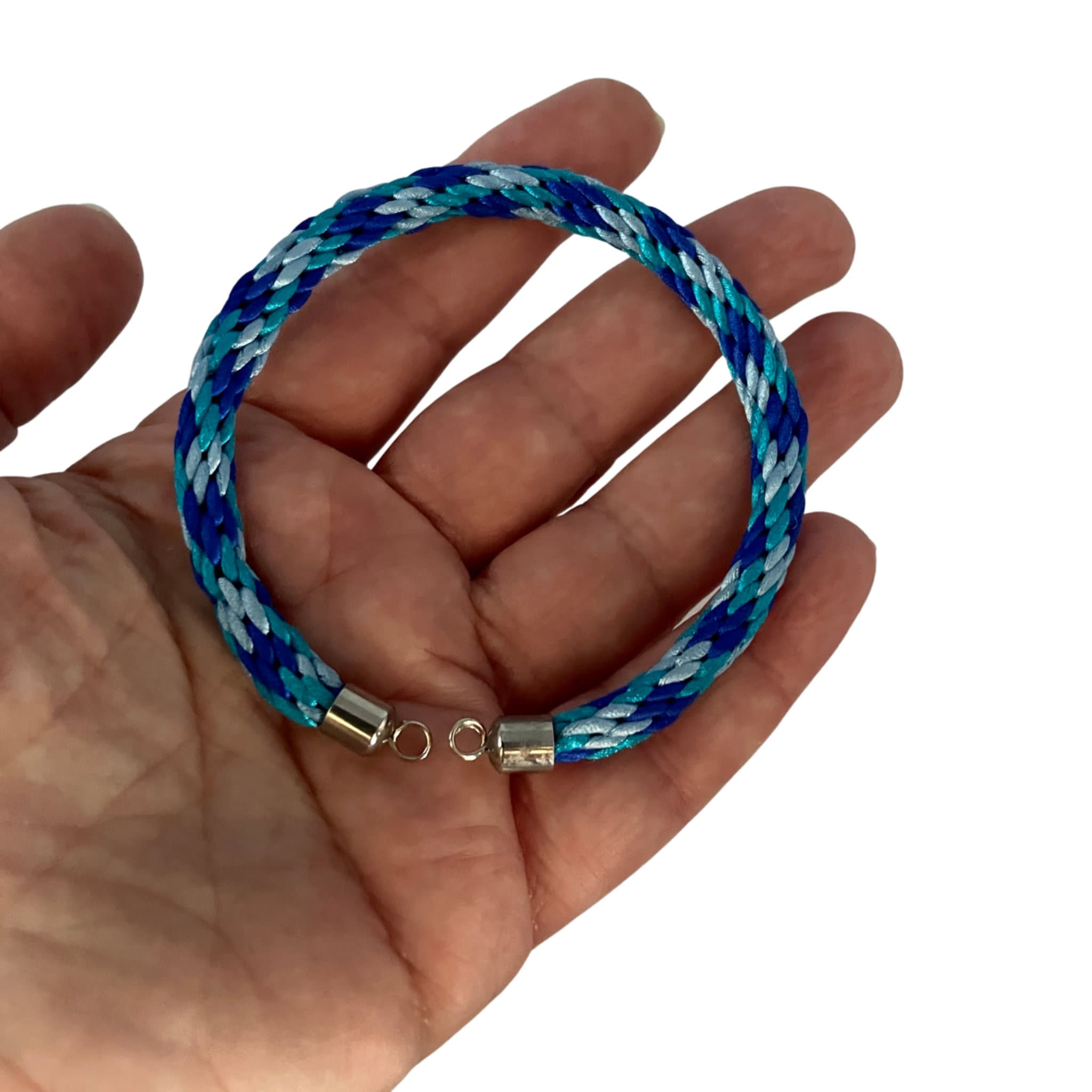 Handmade Kumihimo Blue 'Sea Waves' Silky Memory Bracelet