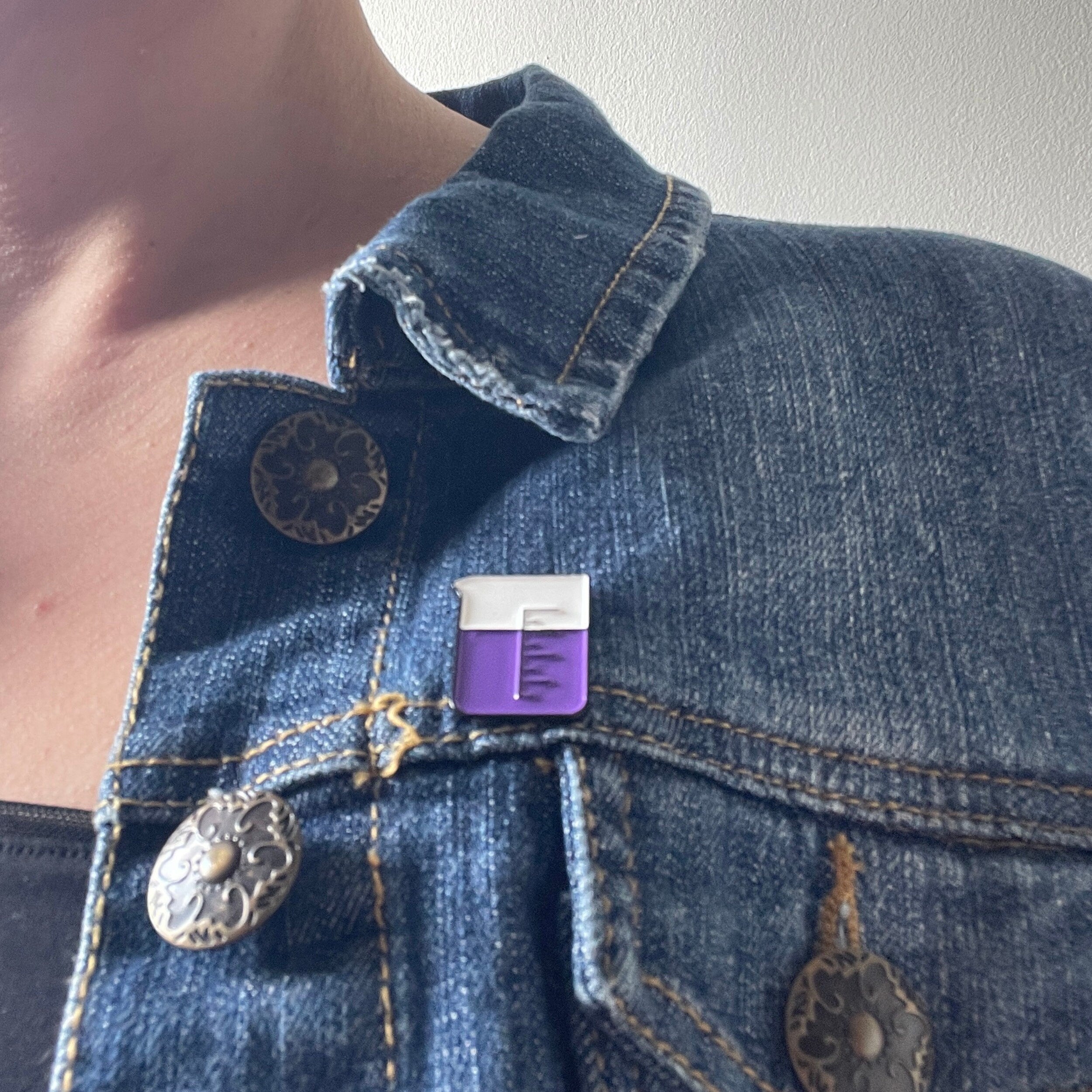 Purple Chemistry flask Enamel Pin. Science Experiment Beaker Badge